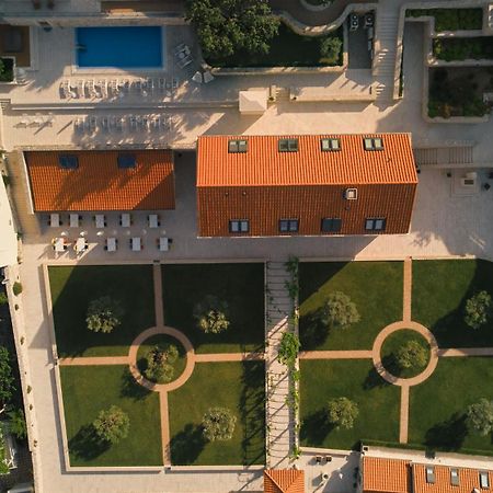 Palace Natali دوبروفينك المظهر الخارجي الصورة